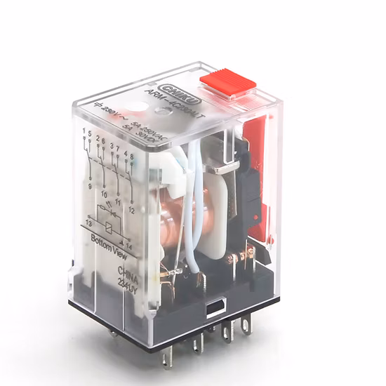 Relè di interfaccia e relè universale Jqx