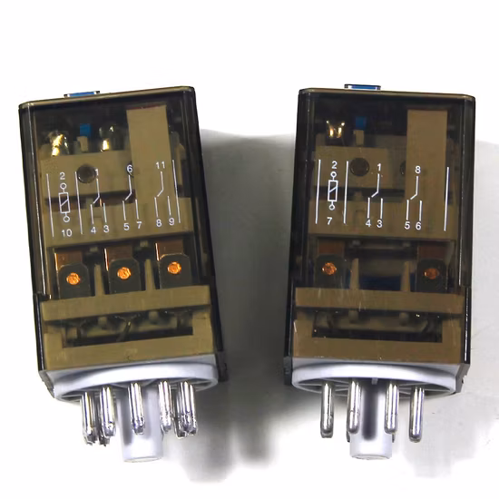 Relè miniaturizzato 220v NNC68AVL